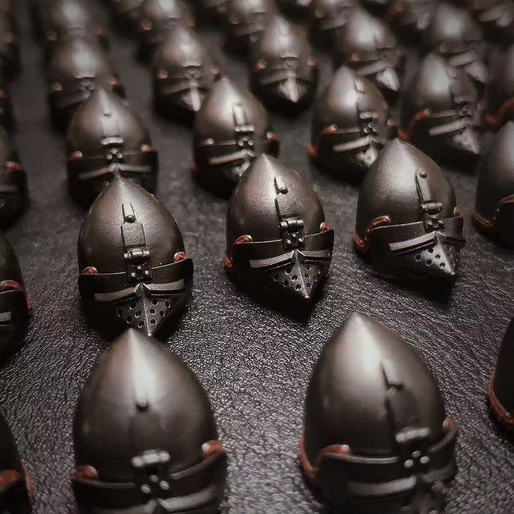 Bascinet with Klappvisors(Hounskull)/ 翻盖中盔(猪嘴型)