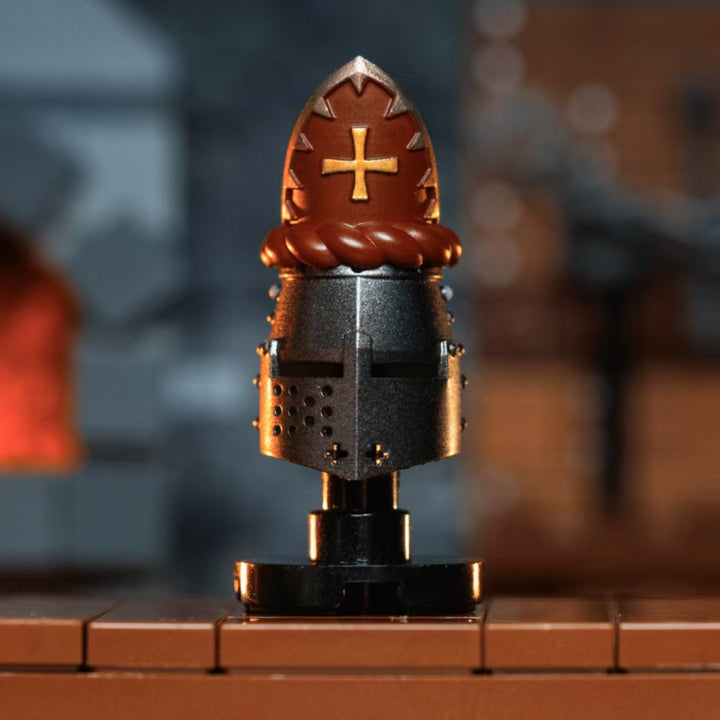 Crest - Bishops helmet (for use with a great helmet) 基督盔帽