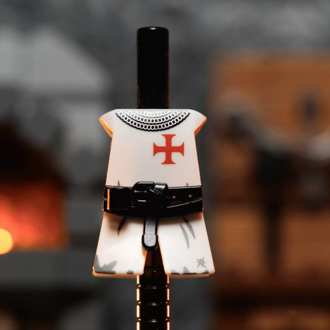 The Templar's Surcoat | small cross 圣殿骑士团罩袍(小十字)